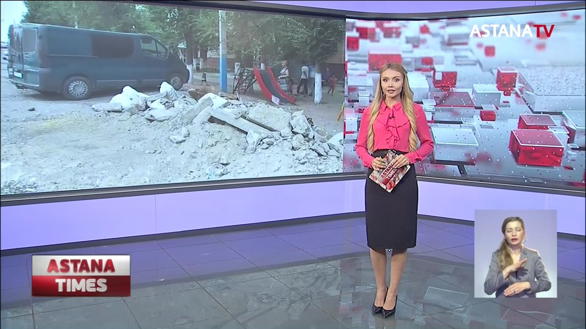 Детскую площадку установили на обочине дороги в Таразе