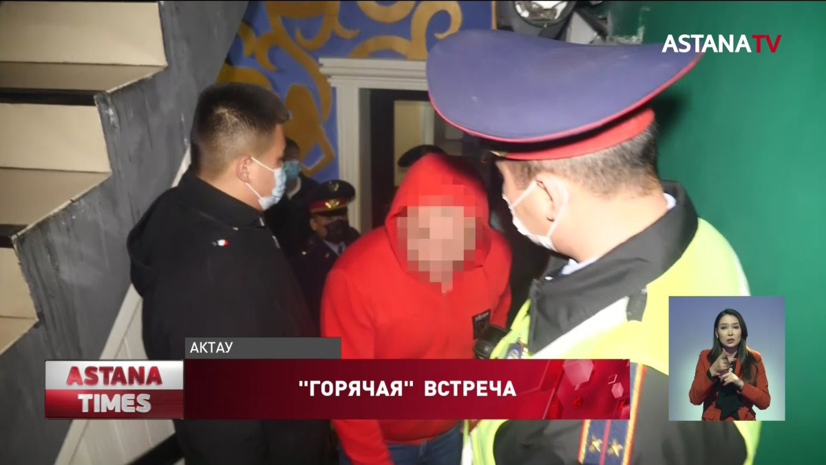 Владелец караоке набросился с кулаками на мониторинговую группу в Актау