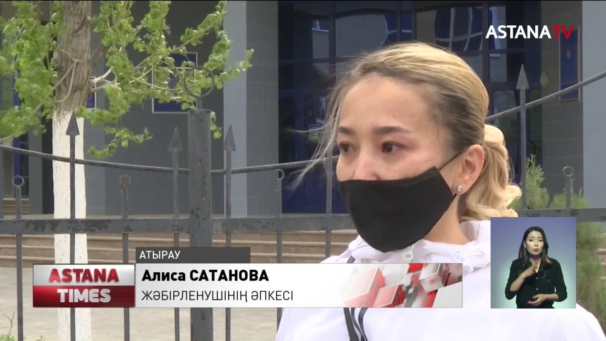 Бір топ жолаушы купеде кондукторды ұрып-соқты. Үлкен кеуделі араб әйелдерінің порно фотосуреттері