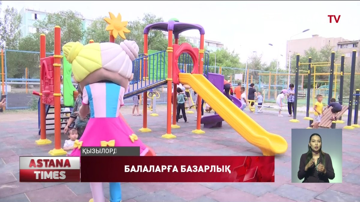 Қызылордада депутат өз қаражатына ойын алаңын салып берді