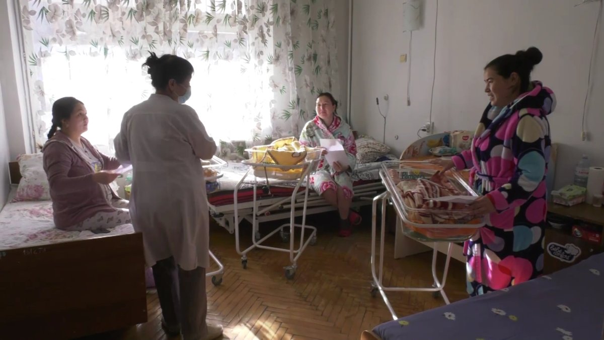 Елімізде 2022 жылы қанша бала дүниеге келді? Ең танымал есімдер...