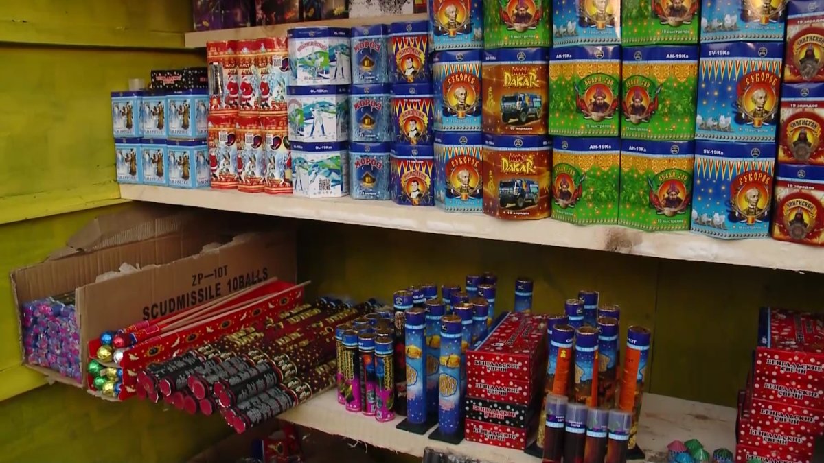 Павлодарда заңсыз сатылған пиротехника өнімдері тәркіленді