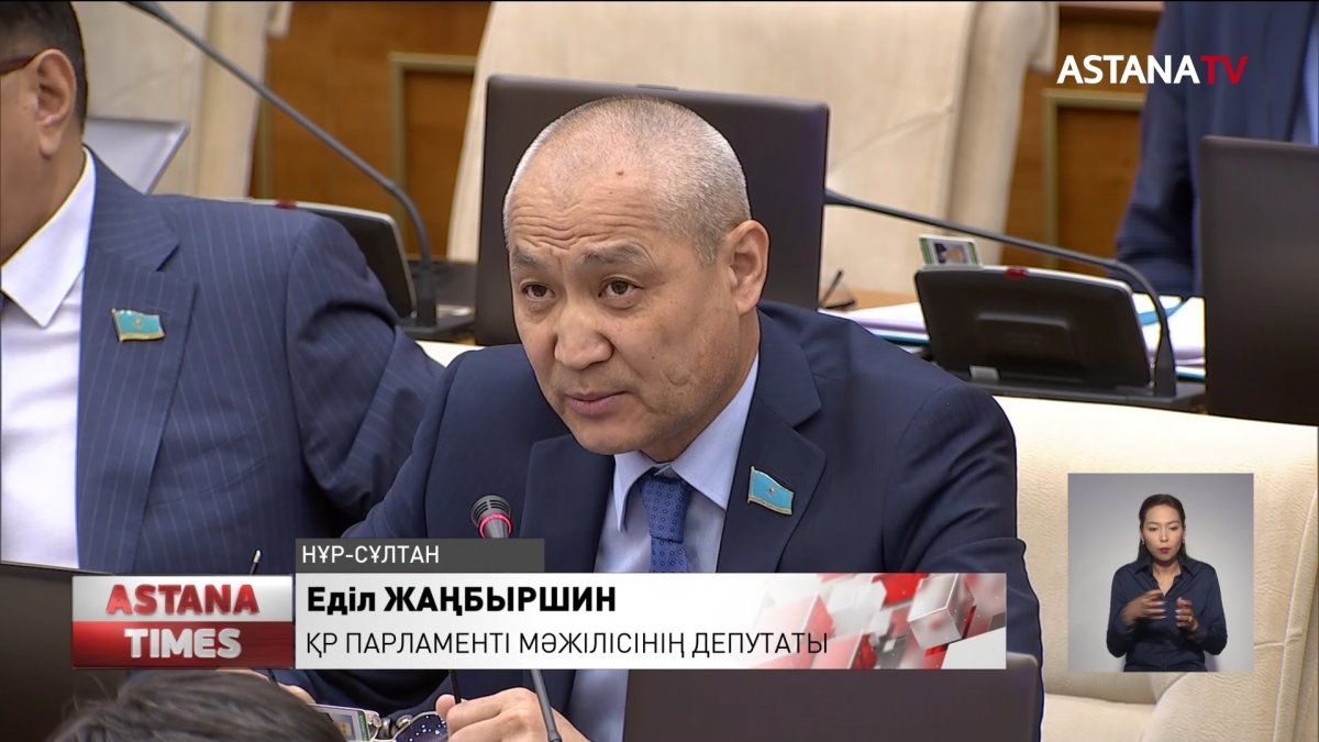 "Электронды темекіге толық тыйым салу керек",-депутат