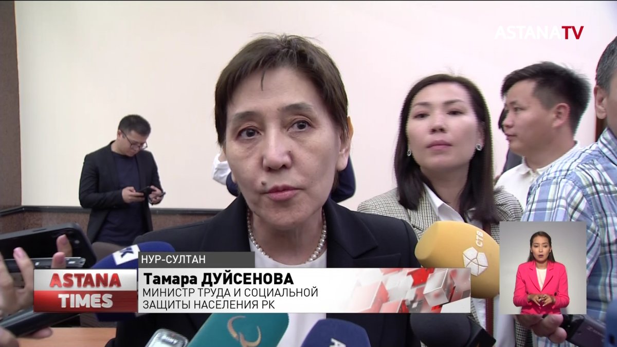 Снижение пенсионного возраста для женщин: одни в правительстве обсуждают, другие - нет