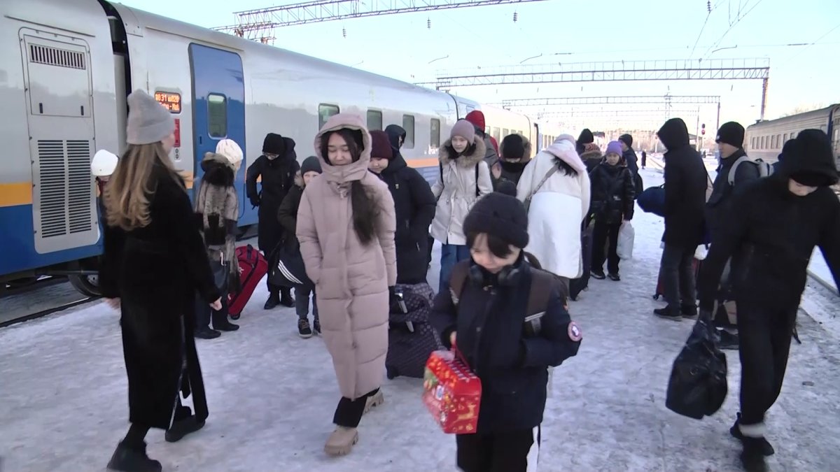 Экибастузские школьники возвращаются домой из Алматы после зимних каникул
