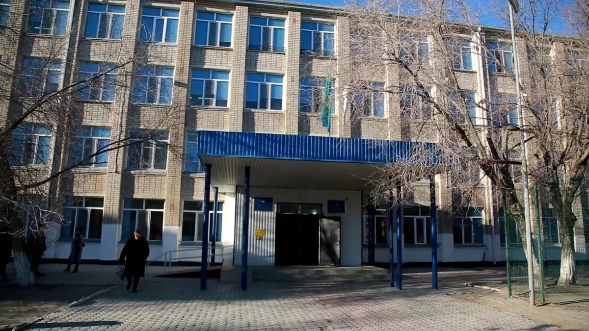 Атырауда орта мектеп директоры туберкулездің ашық түрімен ауыратыны анықталды