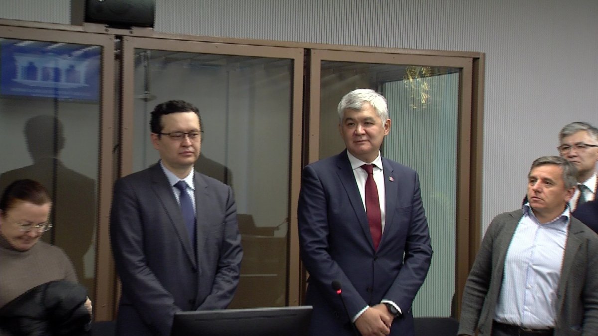 Ажар Гиният заявила в полицию на бывшего вице-министра здравоохранения