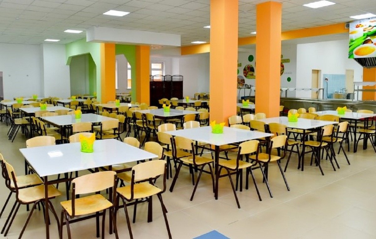 Кәсіпкерден негізсіз төлем сұратқан білім саласының 43 өкілі тәртіптік жазаға тартылды