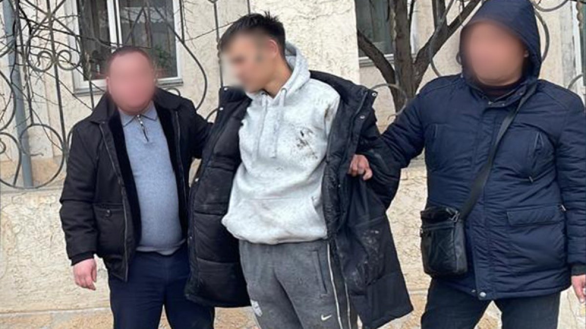 Синтетикалық есірткі бар 28 полиэтилен пакеті табылды