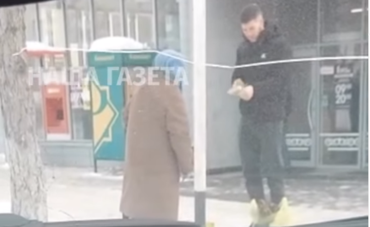 Костанаец своим поступком растрогал пользователей социальных сетей