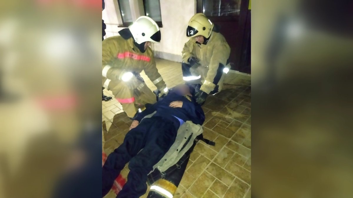 Оралдағы өртенген мектептің күзетшісі ауыр халде ауруханада жатыр