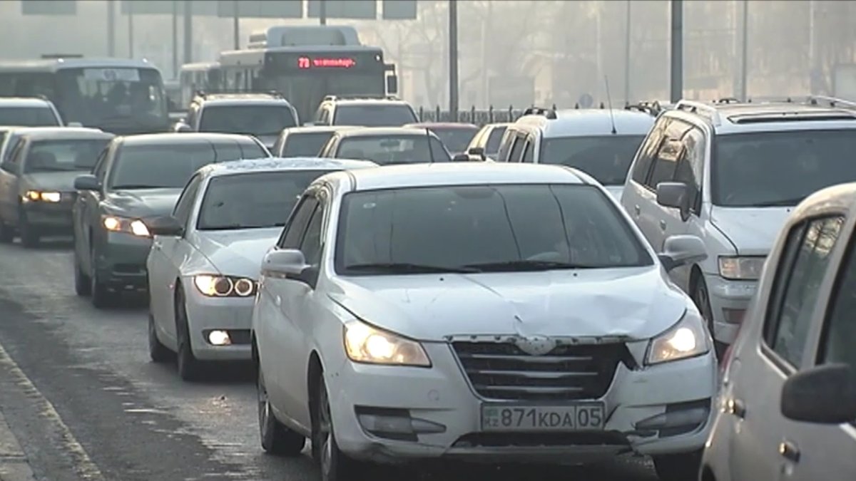 Ресейліктер Қазақстаннан жаппай көлік сатып алуда