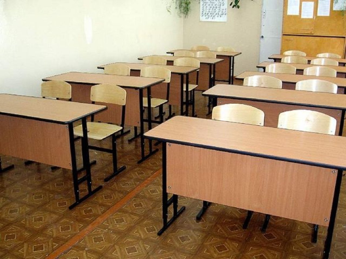 Ребенок упал на штырь в школе в Алматы: в Минпросвещения прокомментировали ситуацию