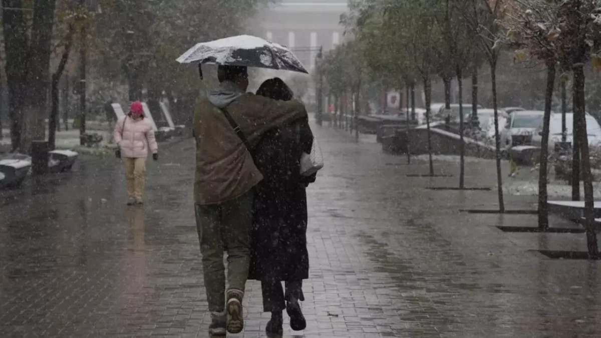 "Жауын-шашын, тұман, көктайғақ": алдағы күндері елімізде ауа райы қандай болады?