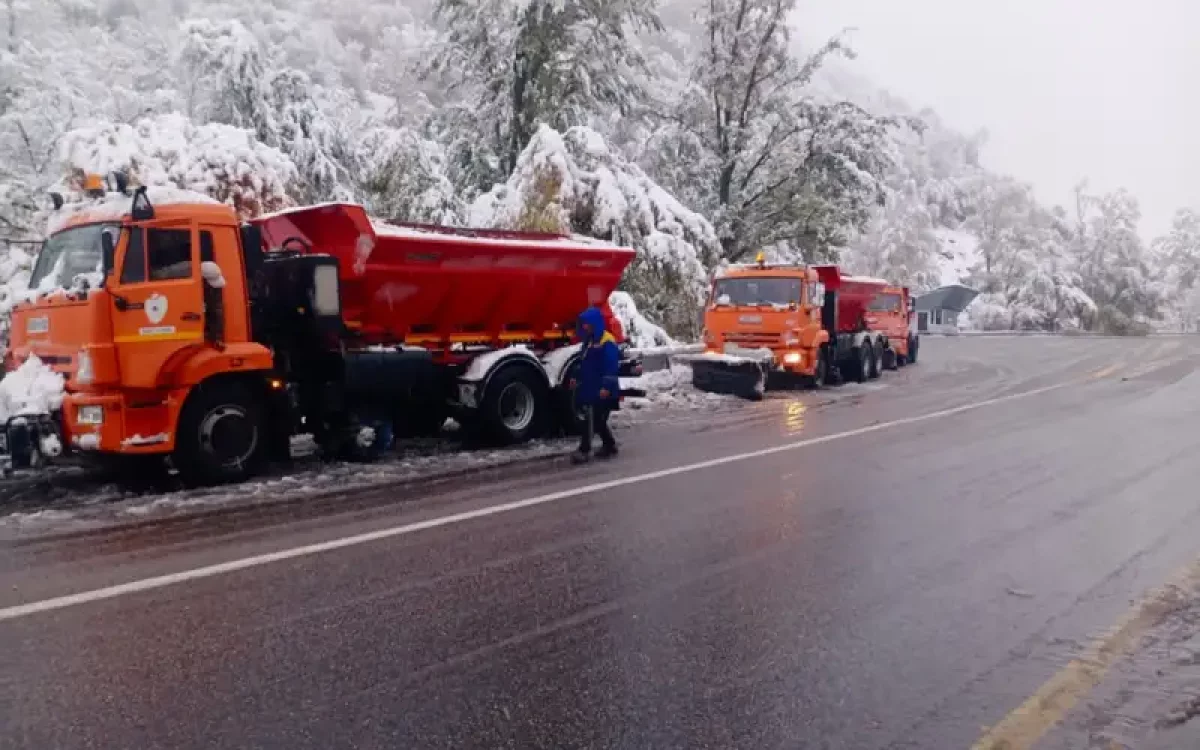 Шымбұлақты қар басып қалды