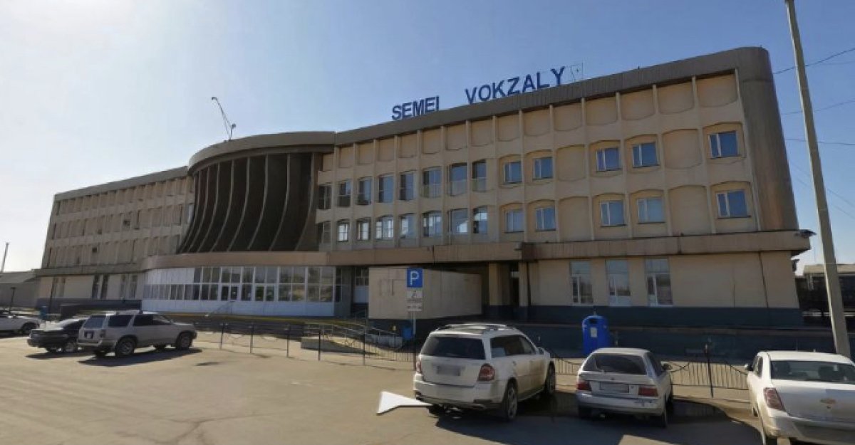 Женщина сообщила о бомбе на вокзале Семея