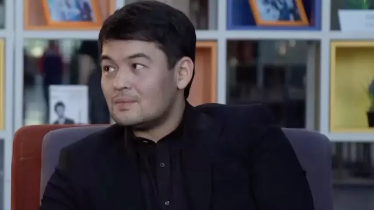 Актер Айдар Асқарбек әлеуметтік желіден қанша табыс табатынын айтты