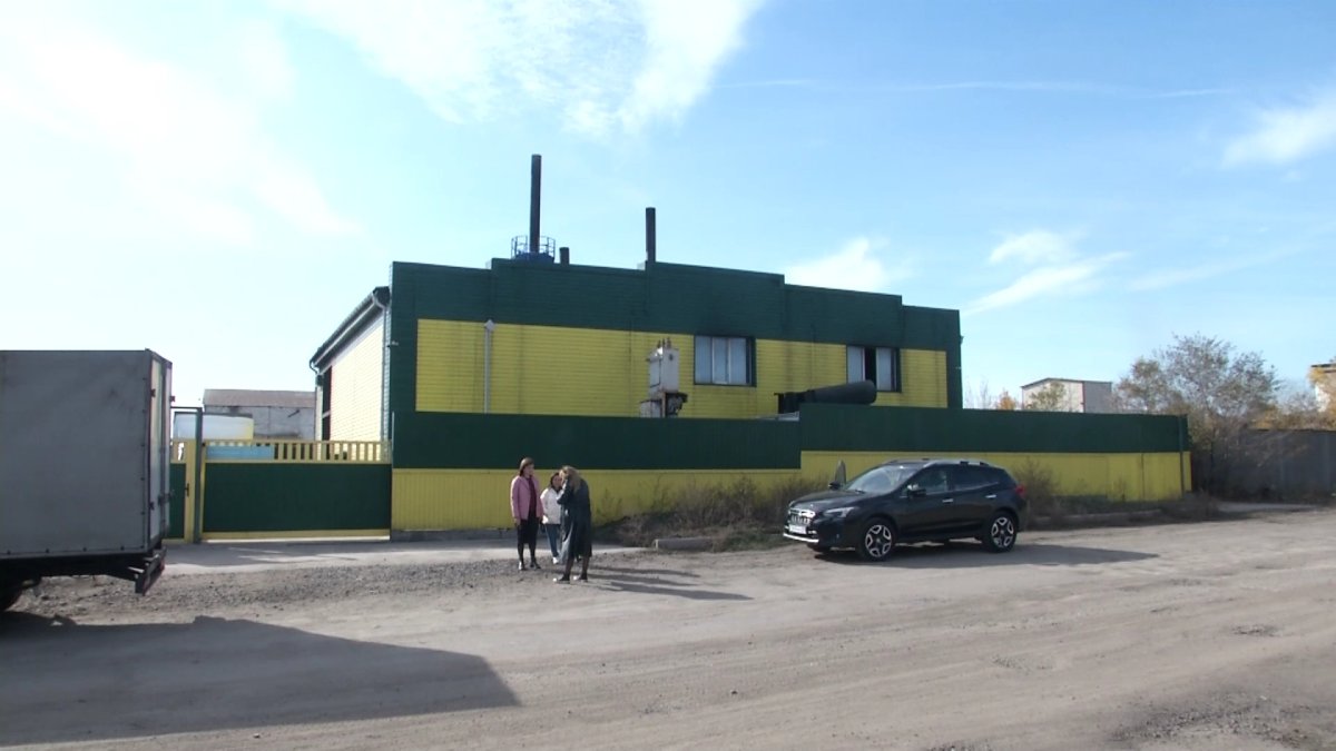 Қарағанды қаласында медициналық қалдықтарды жоятын зауыт халықты улап жатыр