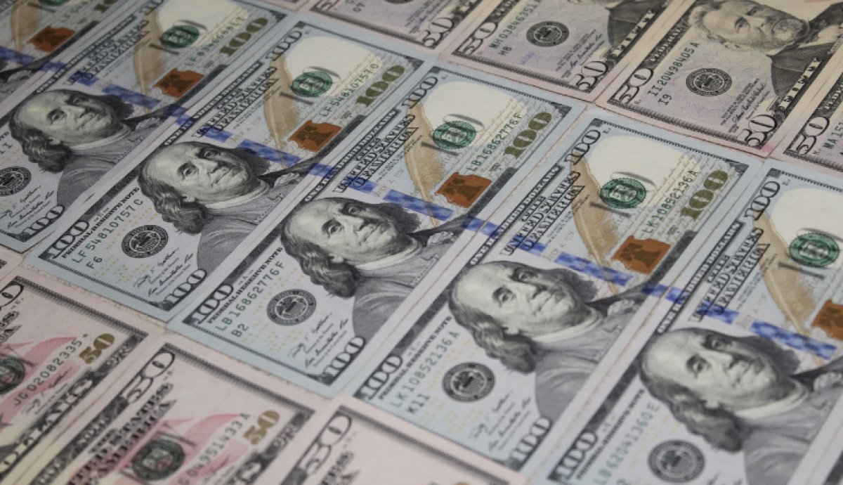 Непредвиденные расходы - у Раков, коммерческий успех - у Львов: гороскоп на 23 октября