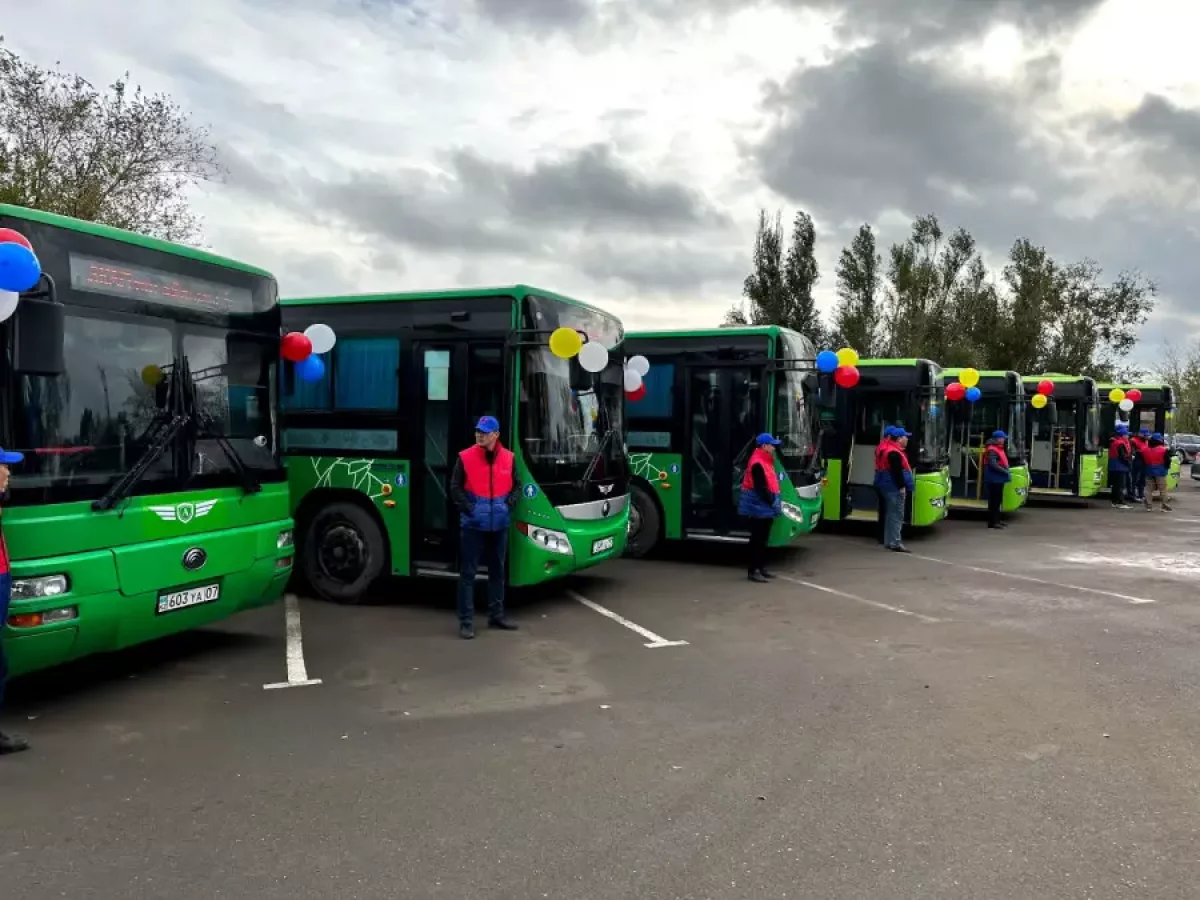 БҚО-да Ұлттық мереке қарсаңында 10 жаңа автобус желіге қосылды