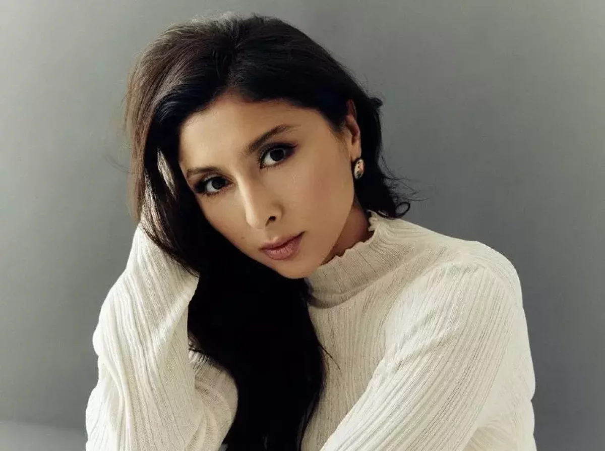 "Лақтырып кетті". Танымал актриса Айнұр Ілиясова түсірілім барысында алданып қалғанын айтты