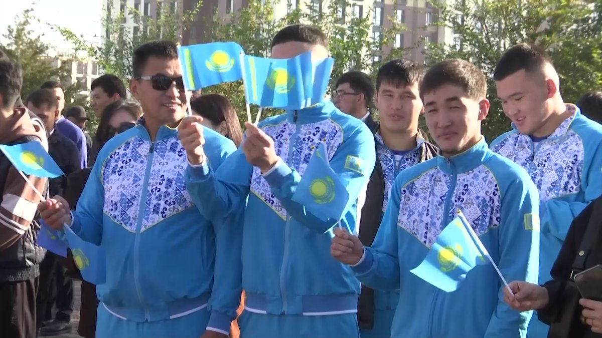 Шымкентте мемлекеттік туды көтеру рәсімі өтті