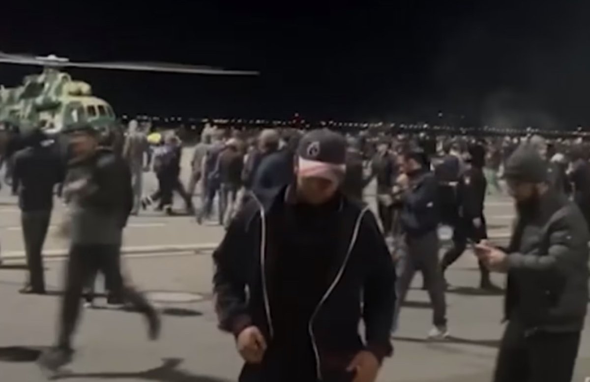 Аэропорт Махачкалы отказался принимать рейсы из Тель-Авива после погромов