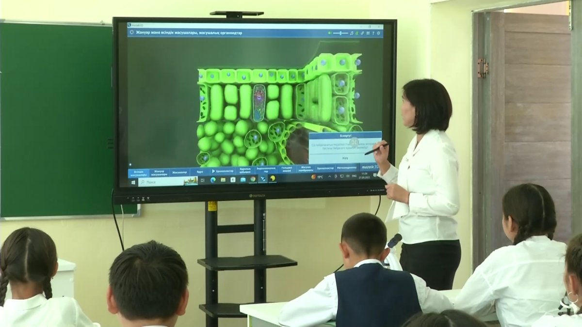 Ұлытау облысының мектептері цифрлық қондырғылармен жабдықталып жатыр