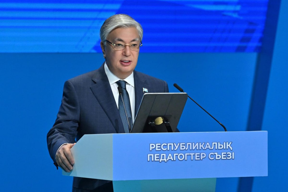 Президент поздравил казахстанских учителей с профессиональным праздником