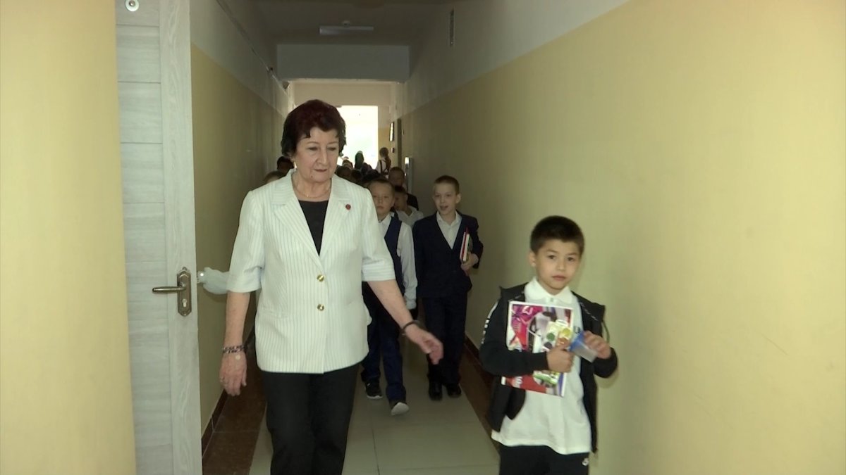 «Жас ұрпақтың тағдыры ұстаздың қолында»,- мектеп мұғалімі