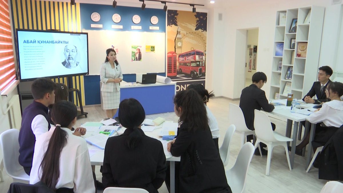 "Мұғалімге бағалы сыйлықты сыйластық ретінде береміз", - ата-ана