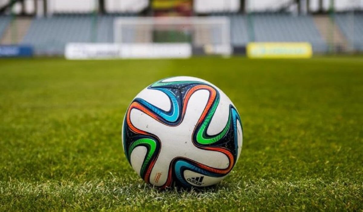 Дене шынықтыру сабағында кеудесіне доп тиген оқушы қаза болды