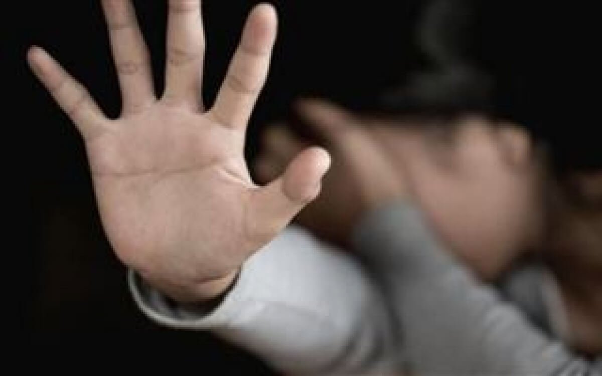 Алматыда зорланған егіз қыздың 7 жасар әпкесі де бірнеше жыл зорлық көрген