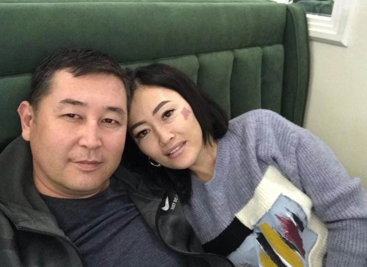 "Құдды түс секілді": Әнші Наркенже Серікбаева марқұм күйеуі туралы әсерлі жазба жариялады