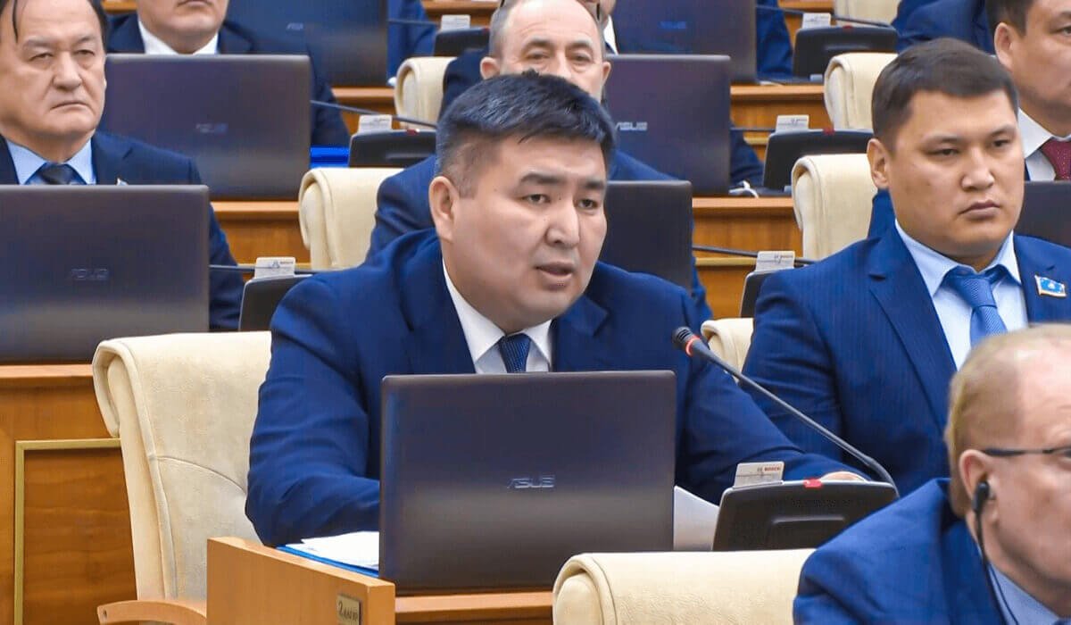 «Ашынғаннан емес, жанымыздың ашығанынан айтамыз»,-депутат