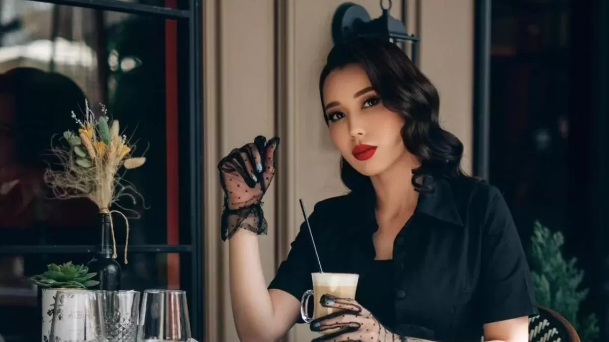 "Менде бәрі жақсы": Айдарбекованың бұрынғы келіні өзі үшін алаңдағандарға жауап берді