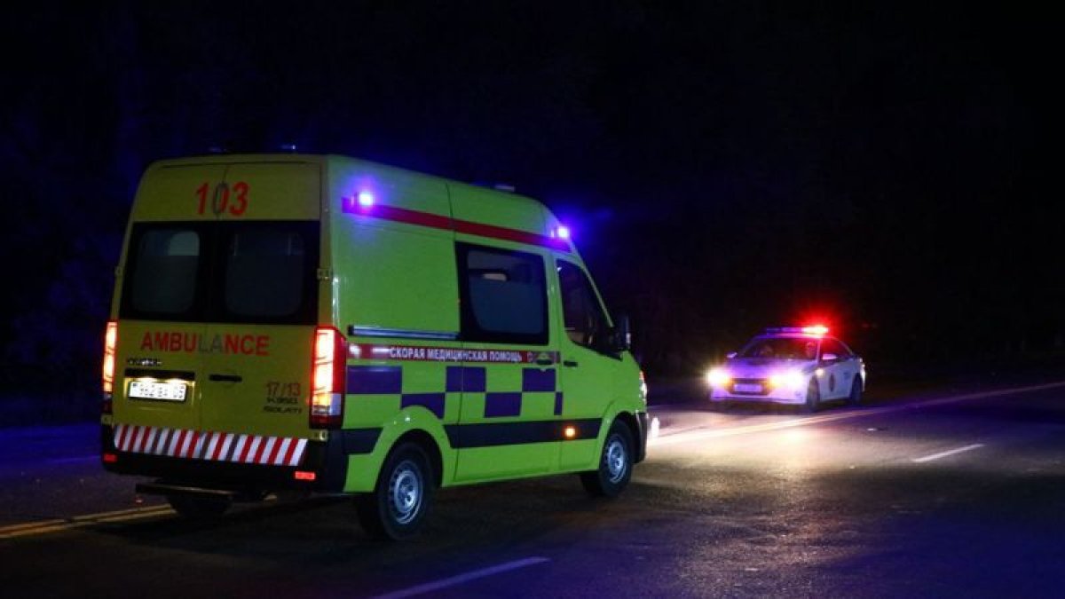 Астанада әйел адам терезеден құлап кетті