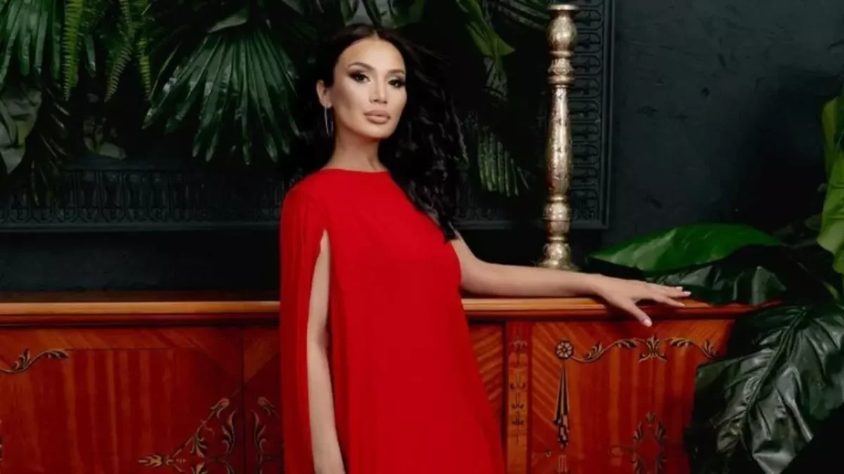 "Маған жасаған жақсылығы көп": Әнші Динара Әлжан марқұм Болат Назарбаевқа жазба арнады