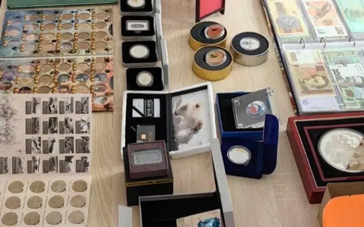 Атыраулық оқушы 80 елдің валютасын жинаған