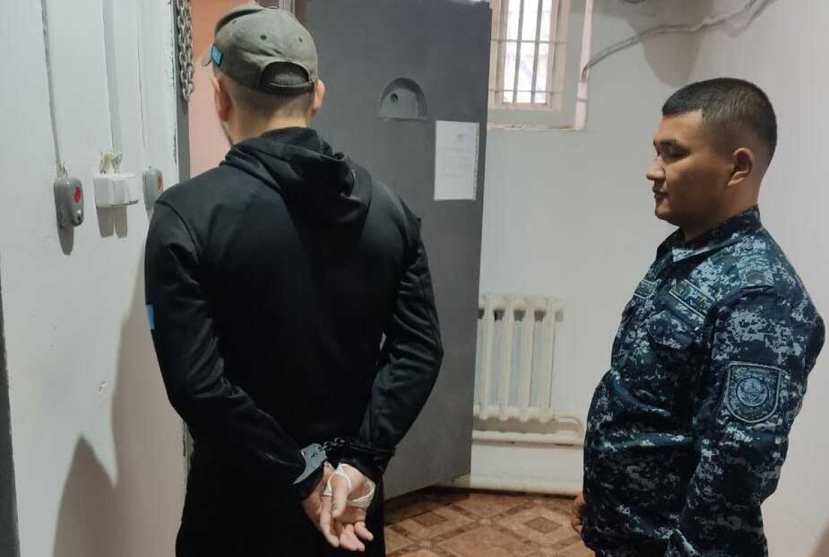 Мужчина совершил кровавое нападение на Западе Казахстана