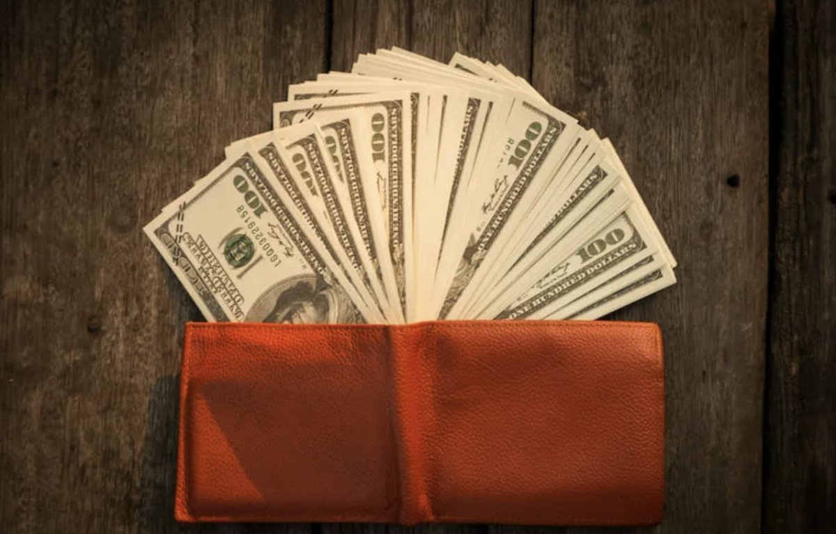 Оставьте дома кошелёк, чтобы не тратиться: советы звёзд на 18 ноября