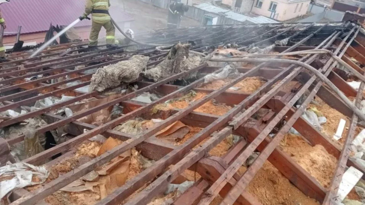 Өрт шыққан үйден 81 жастағы әже құтқарылды