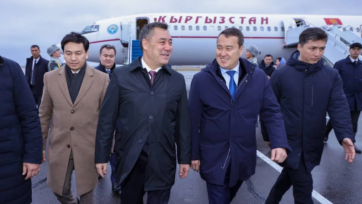 Смайылов Садыр Жапаровты қарсы алды