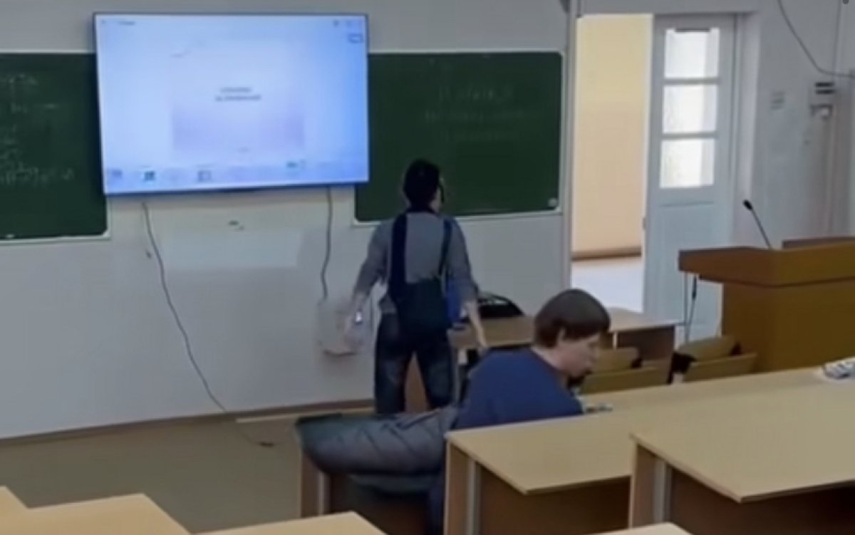 Североказахстанец набросился на преподавателя университета (ВИДЕО)