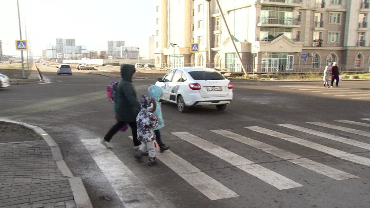 "Жаяу жүргінші жолағынан өтудің өзі қорқынышты", - тұрғын