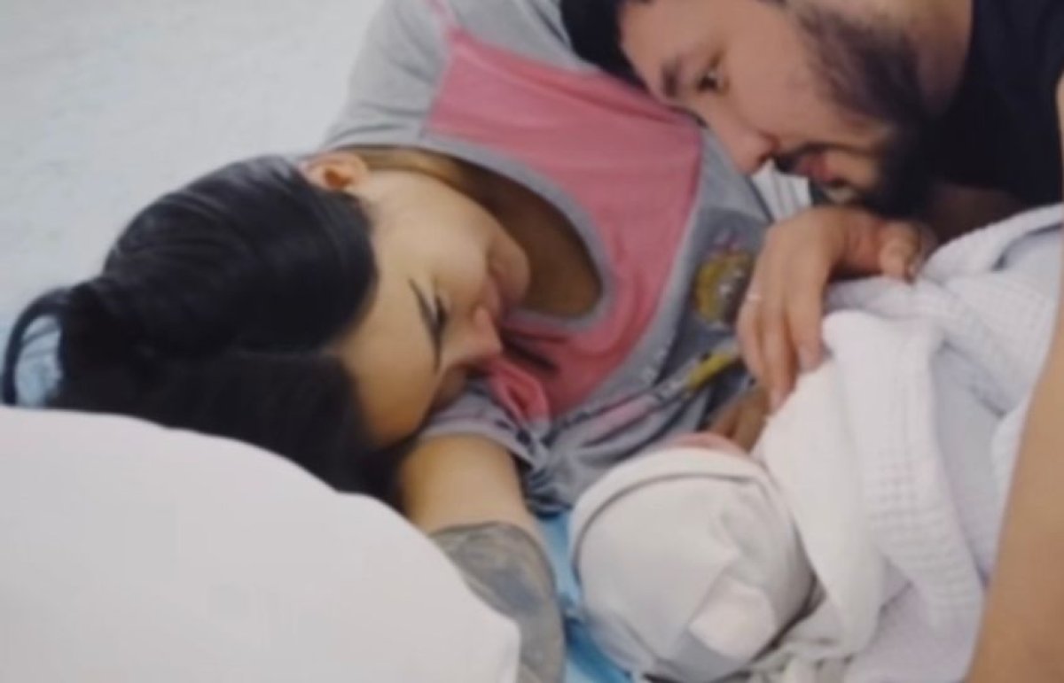 Айжан Байзакова стала мамой во второй раз