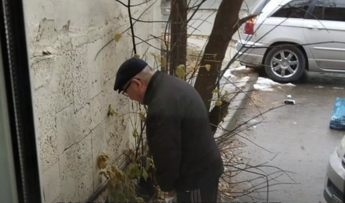 Действия пожилого кокшетауца ежедневно возмущают жителей города