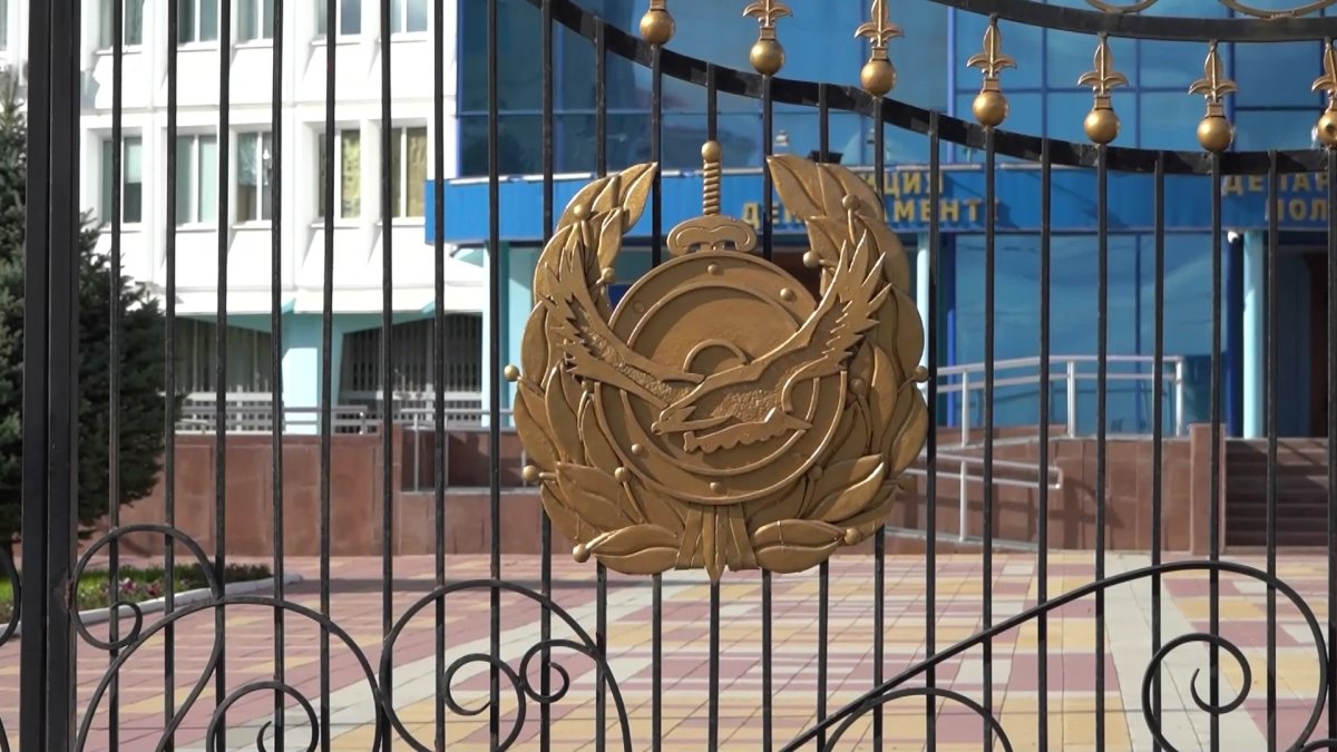 Қостанай облысында полиция қызметкері кісі өлтірді  деген күдікпен ұсталды
