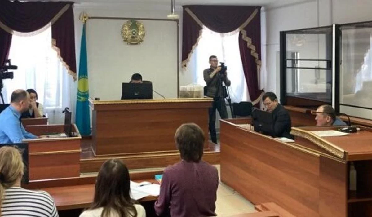 Ақтөбеде бірнеше адам өлтірді деп айыпталған күдікті мерт болса да, сот жалғасуда