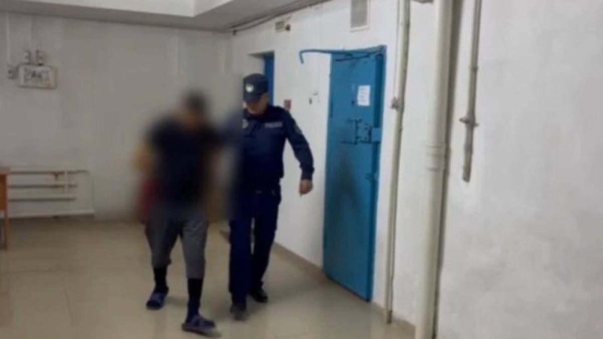 Еліміздің екі өңірінде телефон лаңкесі ұсталды